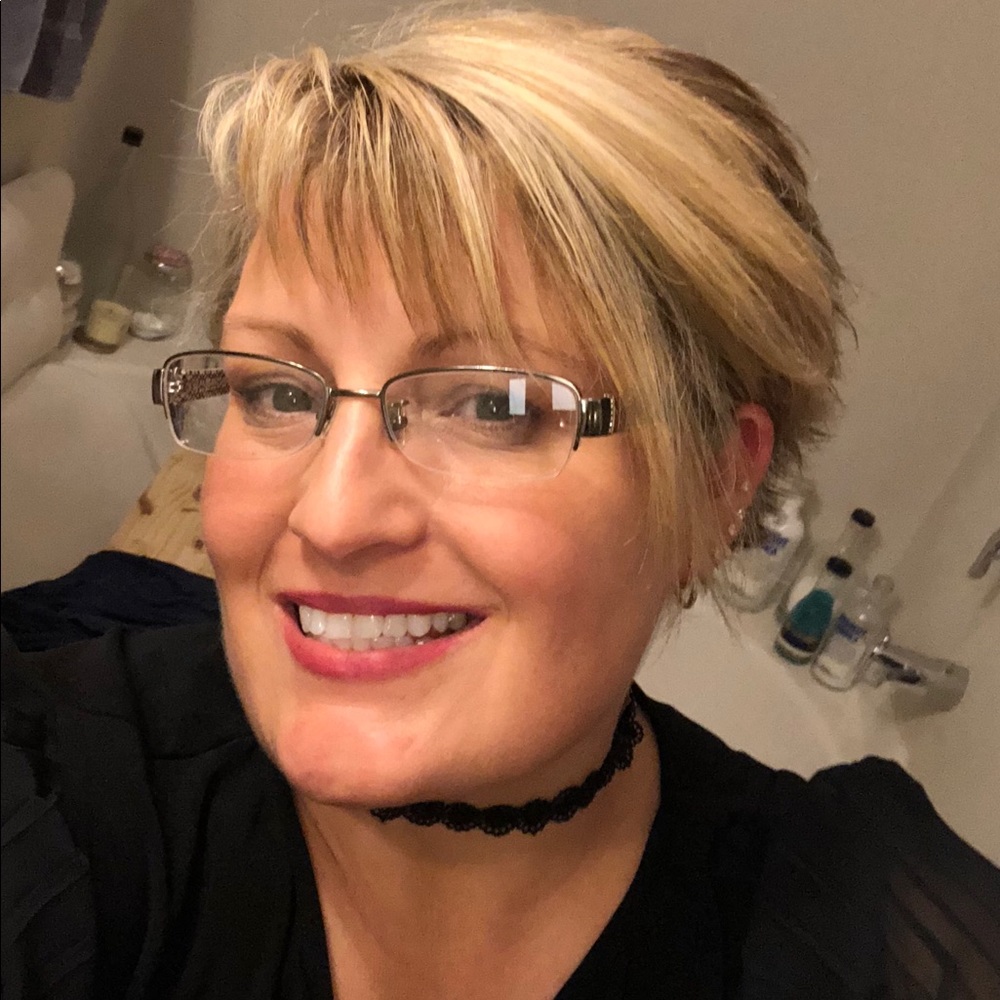 Meet your Posher, Donna